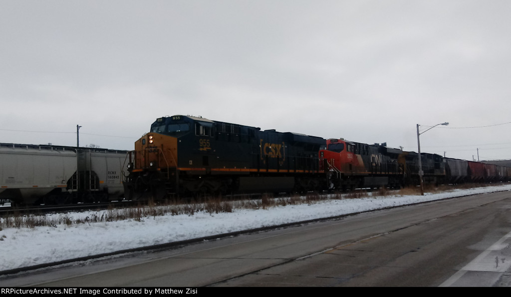 CSX 955 CN 2852 CSX 376